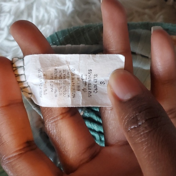 WILL DONATE Three Surplice tops Ragdoll and Ambiance - Picture 8 of 11